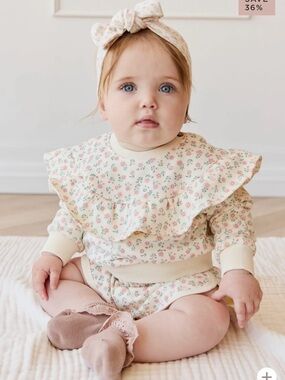 Jamie Kay sweatshirt and sweatshorts set